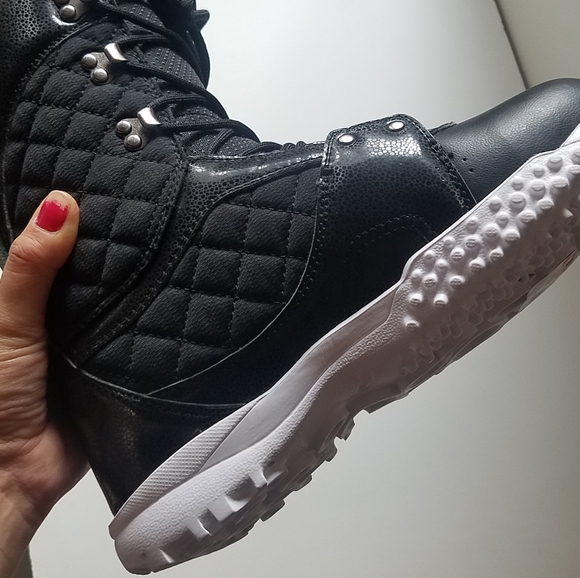 DC Snowboarding Black quilted boots Unisex size 7 - Picture 7 of 13